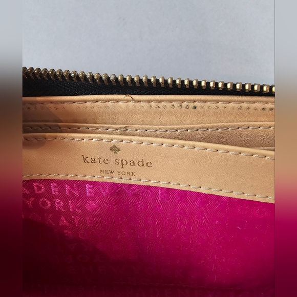 Used designer wallets - Picture 5 of 10